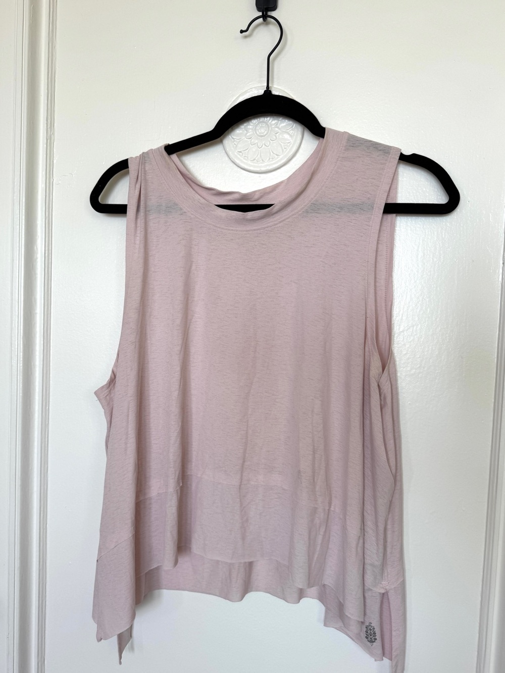 FREE PEOPLE TEMPO TANK Relaxed Sleeveless Tank Top - Light Pink